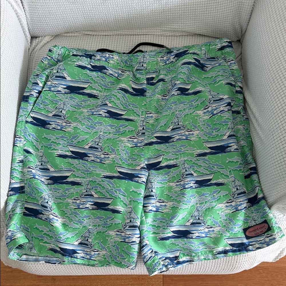 Vineyard Vines Boys XL Boat-Print Swim Trunks bathing suit summer Vacation